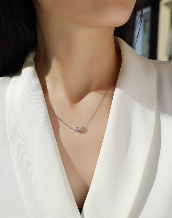 White Dew Moissanite S925 Sterling Silver Pendant Necklace - Image 5