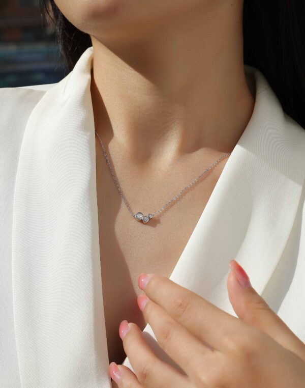 White Dew Moissanite S925 Sterling Silver Pendant Necklace - Image 4